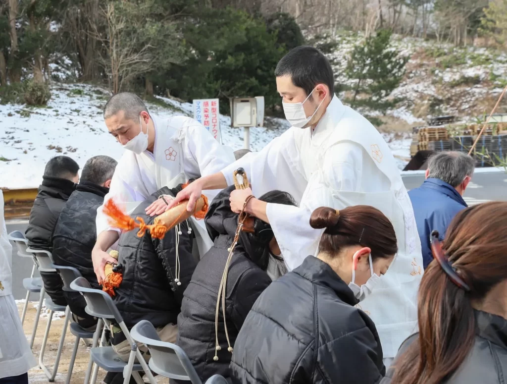 屋外でのご祈禱